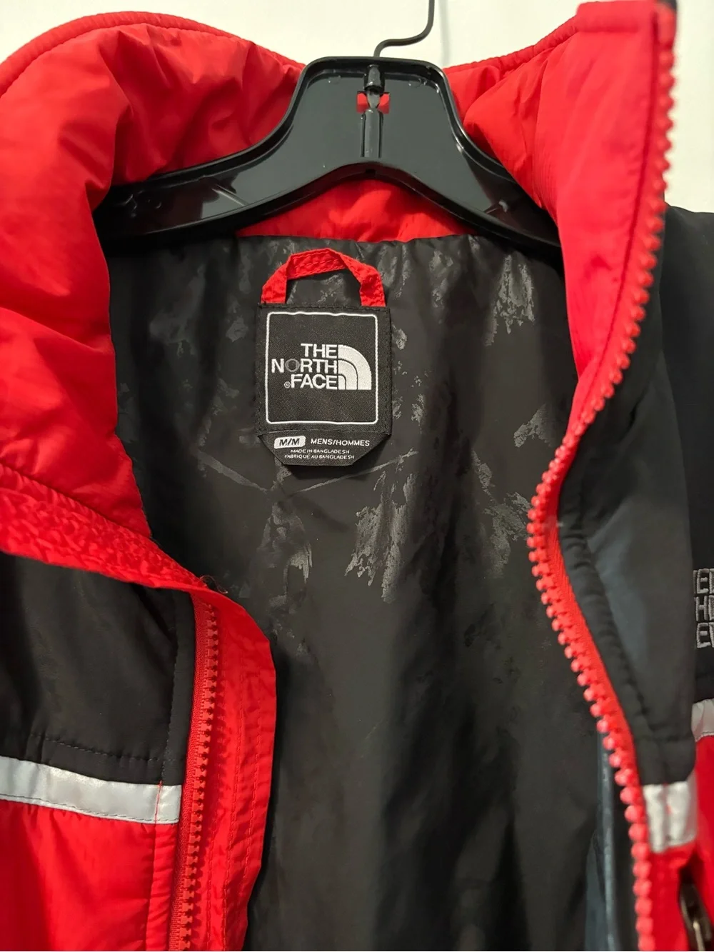 The North Face Men’s Primaloft Red Jacket Size Medium